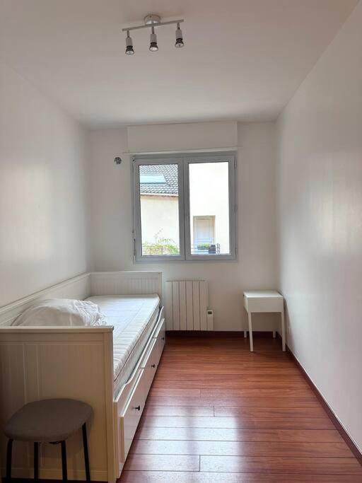 Appartement F3, 2 Chambres Ivry-sur-Seine Eksteriør bilde